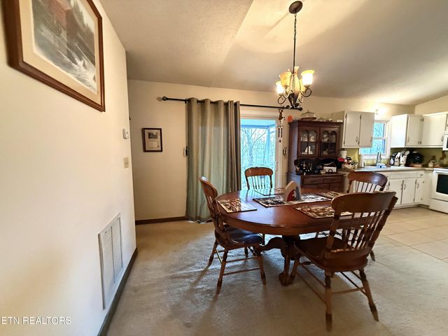 312 Lakeview Drive, Crossville, TN 38558