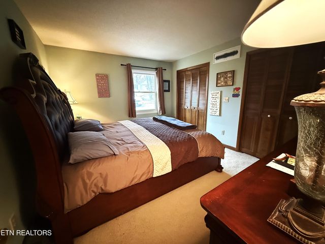 312 Lakeview Drive, Crossville, TN 38558