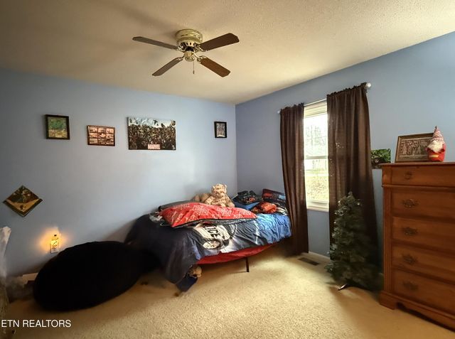 312 Lakeview Drive, Crossville, TN 38558