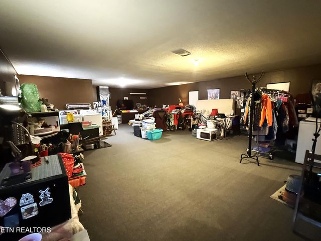 312 Lakeview Drive, Crossville, TN 38558