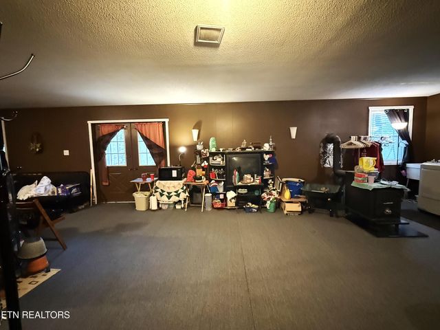 312 Lakeview Drive, Crossville, TN 38558