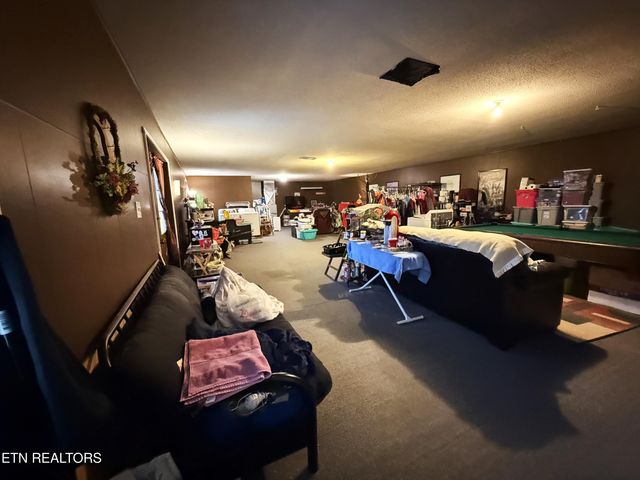 312 Lakeview Drive, Crossville, TN 38558