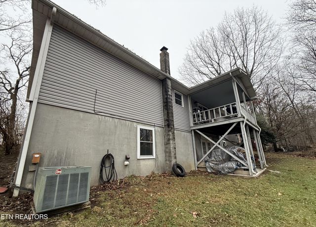 312 Lakeview Drive, Crossville, TN 38558