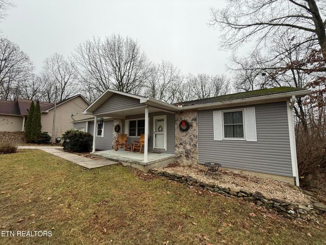 312 Lakeview Drive, Crossville, TN 38558