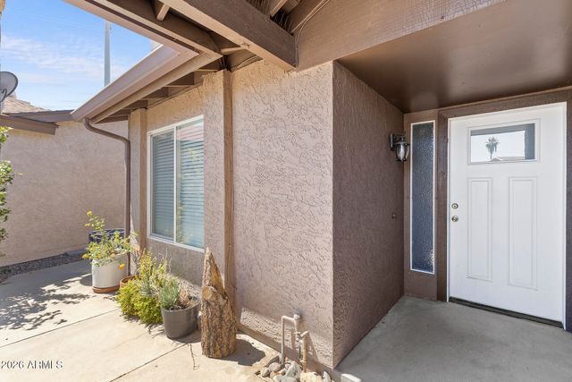 2606 W GELDING Drive, Phoenix, AZ 85023