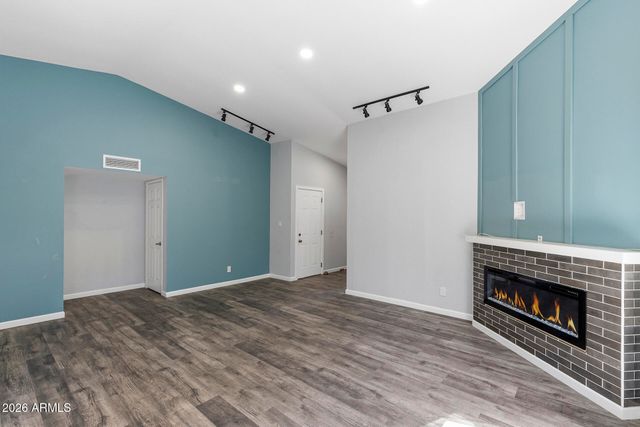 2606 W GELDING Drive, Phoenix, AZ 85023