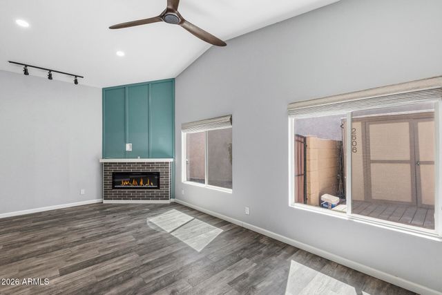 2606 W GELDING Drive, Phoenix, AZ 85023