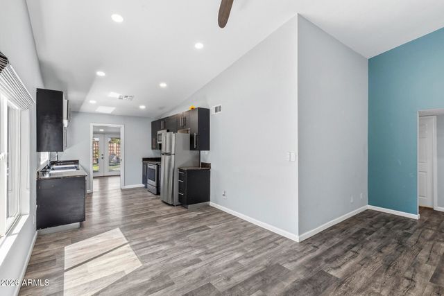 2606 W GELDING Drive, Phoenix, AZ 85023