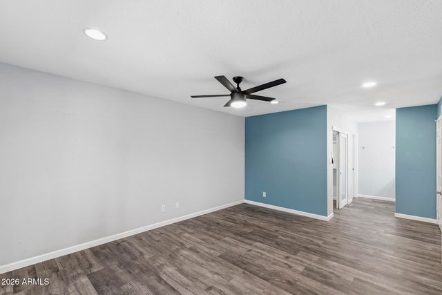 2606 W GELDING Drive, Phoenix, AZ 85023