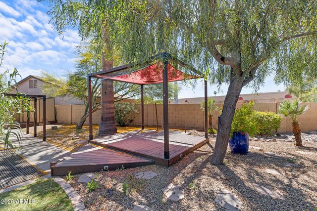 2606 W GELDING Drive, Phoenix, AZ 85023