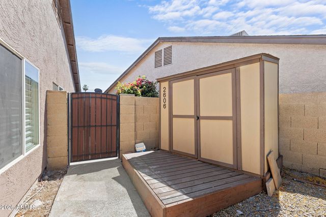 2606 W GELDING Drive, Phoenix, AZ 85023