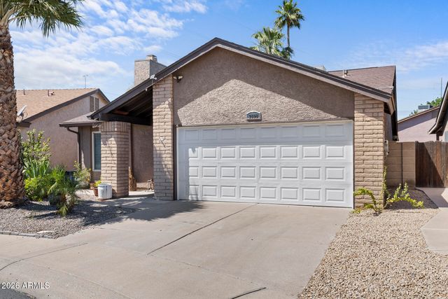 2606 W GELDING Drive, Phoenix, AZ 85023