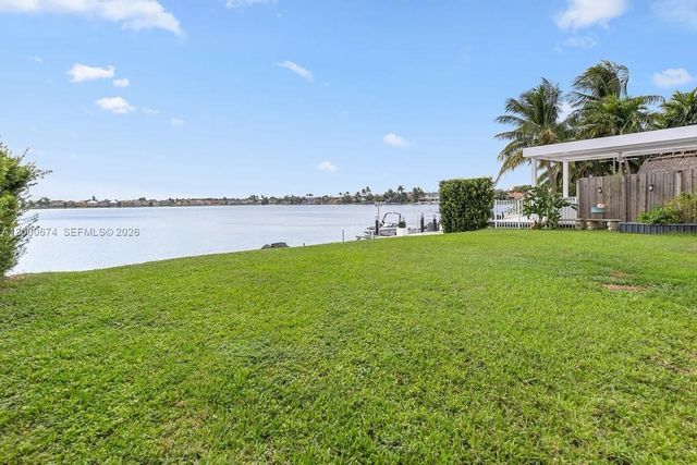 13430 SW 136th Ter, Miami, FL 33186