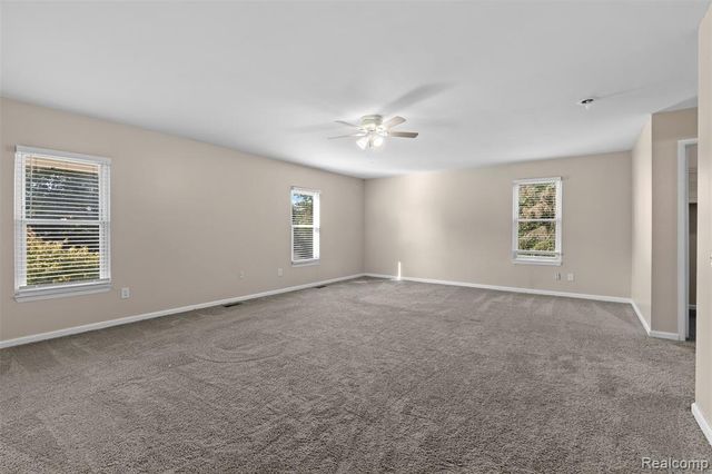 5428 Hammersmith Drive, West Bloomfield, MI 48322