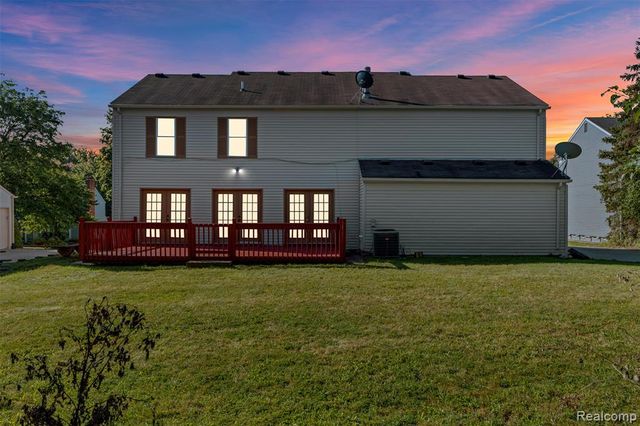 5428 Hammersmith Drive, West Bloomfield, MI 48322