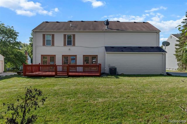 5428 Hammersmith Drive, West Bloomfield, MI 48322