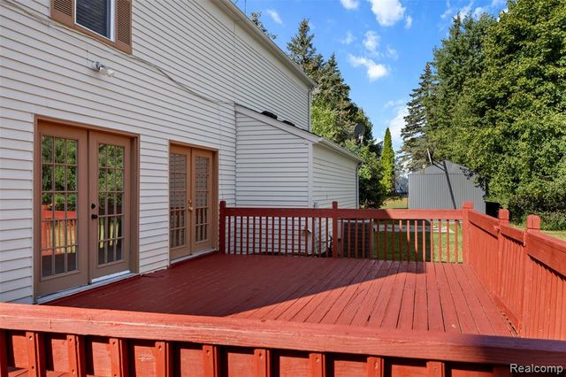 5428 Hammersmith Drive, West Bloomfield, MI 48322