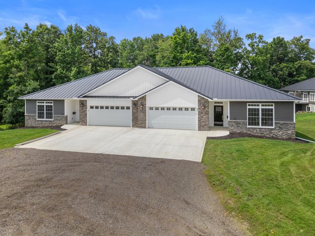 235 Auseon Court, Hillsdale, MI 49242