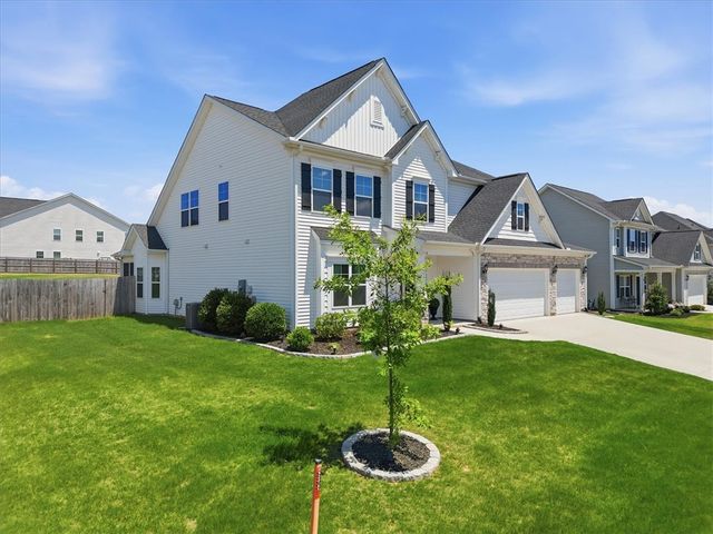501 S Oak Crest Drive, Belton, SC 29627