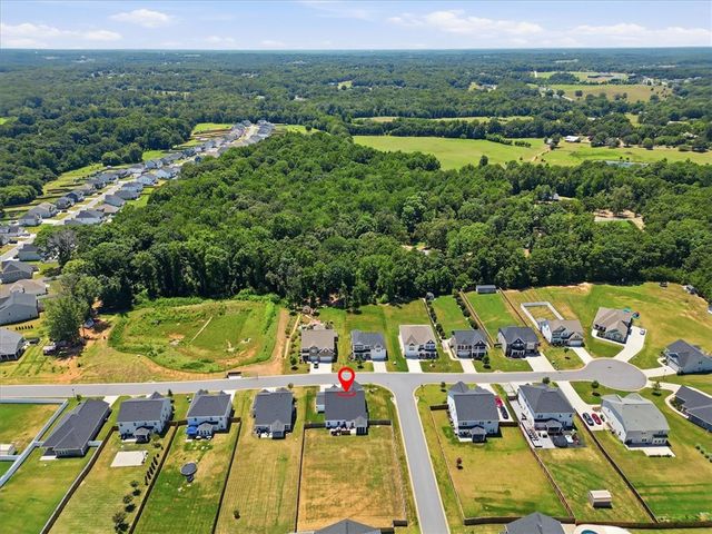 501 S Oak Crest Drive, Belton, SC 29627