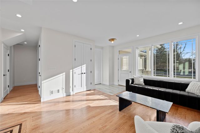 63 Dessau Circle 52, Spring Valley, NY 10977