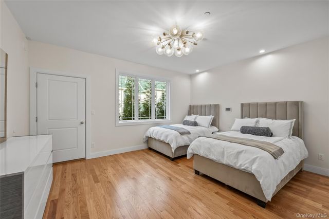 63 Dessau Circle 52, Spring Valley, NY 10977