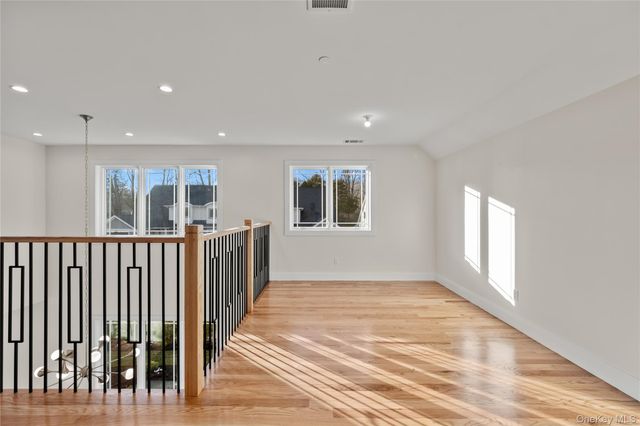 63 Dessau Circle 52, Spring Valley, NY 10977