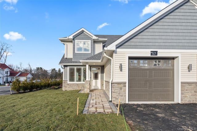 63 Dessau Circle 52, Spring Valley, NY 10977