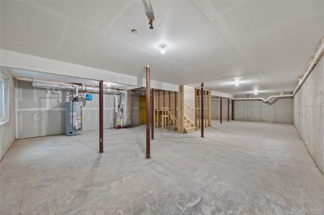 63 Dessau Circle 52, Spring Valley, NY 10977