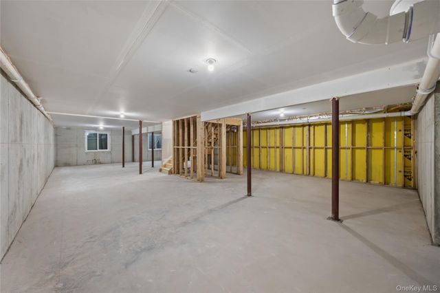 63 Dessau Circle 52, Spring Valley, NY 10977