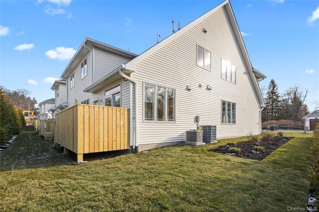 63 Dessau Circle 52, Spring Valley, NY 10977