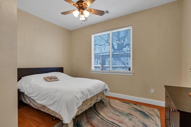 370 River Park Drive, Redding, CA 96003