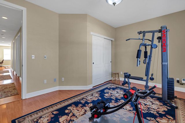 370 River Park Drive, Redding, CA 96003