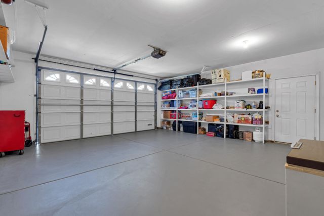 370 River Park Drive, Redding, CA 96003