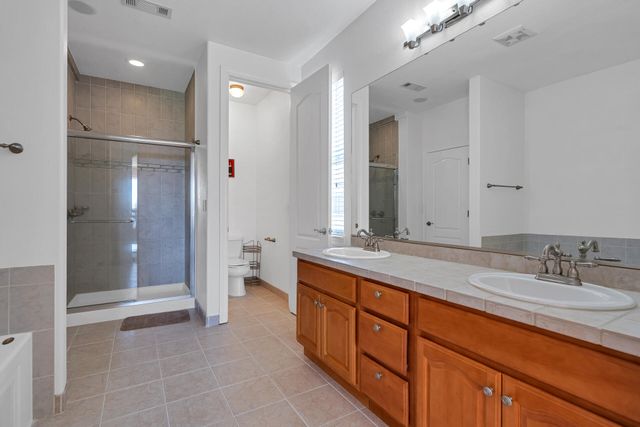 370 River Park Drive, Redding, CA 96003