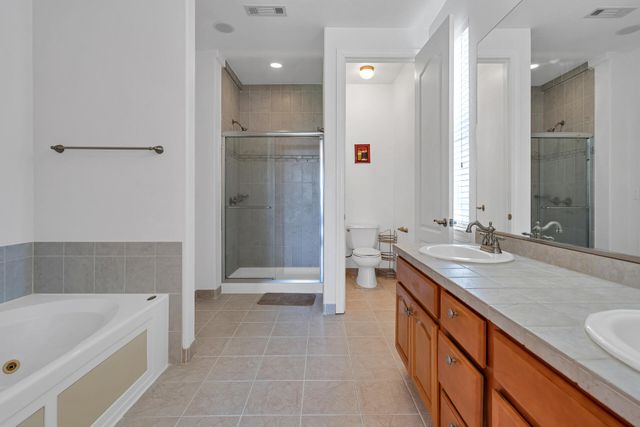 370 River Park Drive, Redding, CA 96003