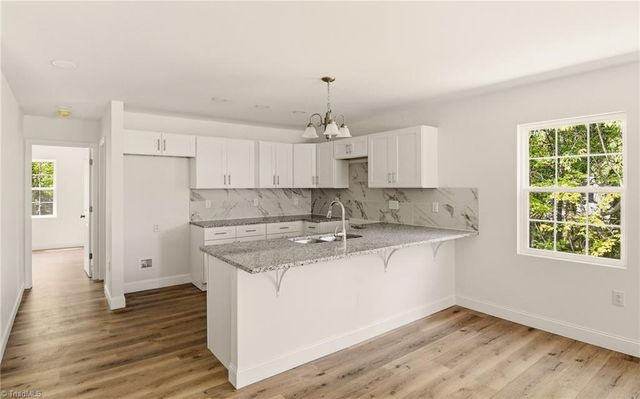 420 Bristol Street, Lexington, NC 27292