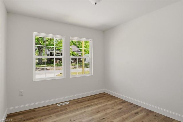 420 Bristol Street, Lexington, NC 27292