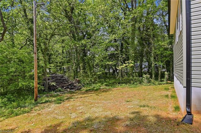 420 Bristol Street, Lexington, NC 27292