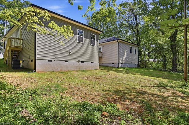 420 Bristol Street, Lexington, NC 27292