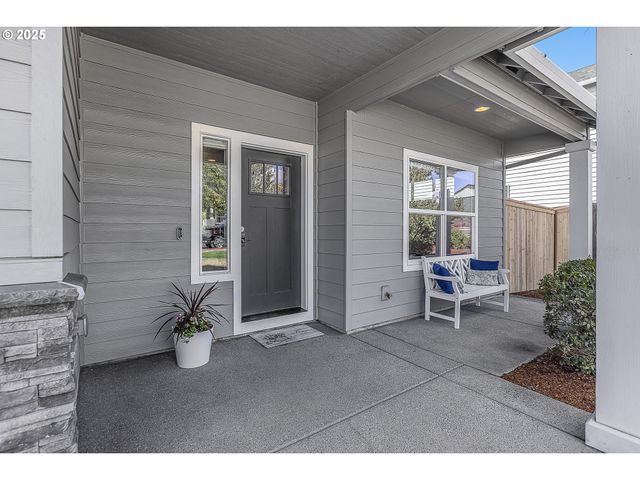 295 Sw MT ST HELENS St, Mc Minnville, OR 97128