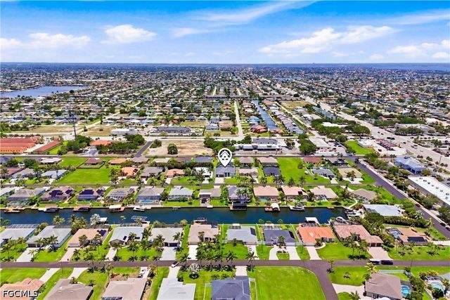 4627 SW 17th AVE, Cape Coral, FL 33914