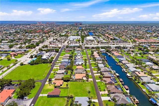 4627 SW 17th AVE, Cape Coral, FL 33914