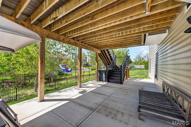 643 Country Squire Circle, St Peters, MO 63376