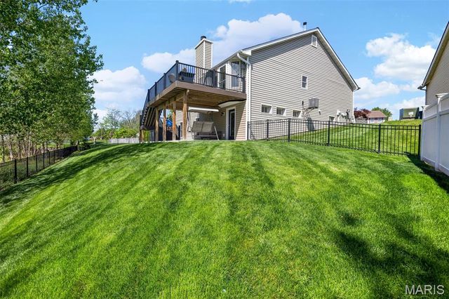 643 Country Squire Circle, St Peters, MO 63376