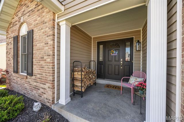 643 Country Squire Circle, St Peters, MO 63376