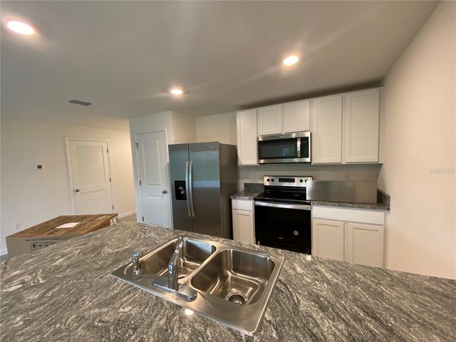 93 HICKORY COURSE PASS, Ocala, FL 34472