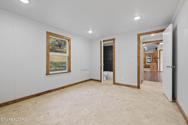 77 Hankins Lane, Pikeville, TN 37367