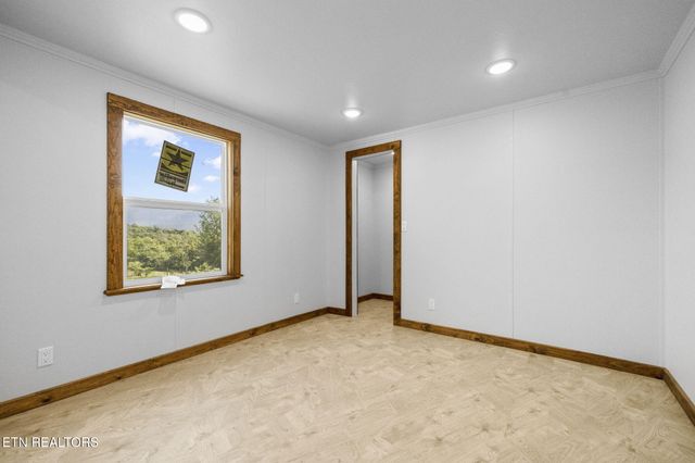 77 Hankins Lane, Pikeville, TN 37367