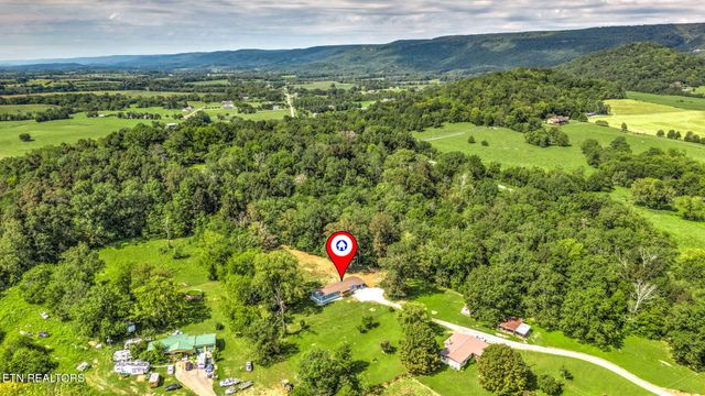 77 Hankins Lane, Pikeville, TN 37367